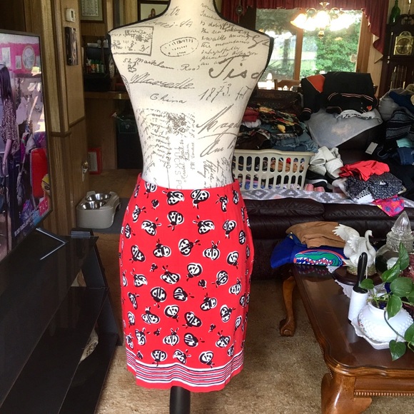Talbots Dresses & Skirts - 🐞Talbots petite ladybug 🐞 skirt